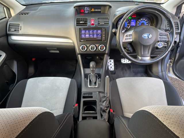 スバル インプレッサ ＸＶ ハイブリッド 2．0i－L アイサイト 山形県 2013(平25)年 5.9万km アイスシルバーメタリック ・社外SDナビ CD DVD フルセグ BT/・バックカメラ/・レーダークルーズコントロール/・AC１００V電源/・未使用スタッドレス＋アルミ車載