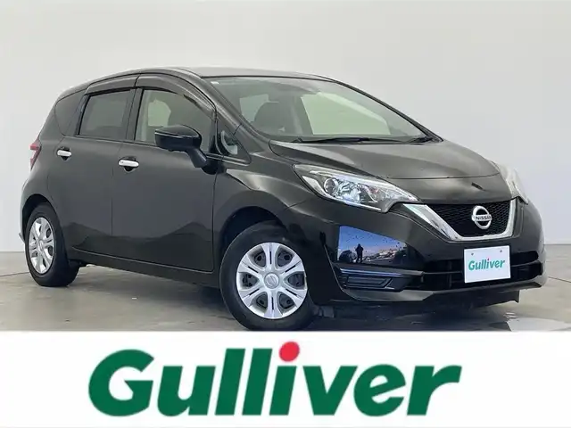 日産 ノート X 富山県 2018(平30)年 5万km スーパーブラック 純正ナビ【MM318D-W】/（BT/TV/CD/DVD/AM/FM）/フルセグTV/アラウンドビューモニター/衝突被害軽減ブレーキ/コーナーセンサー/レーンキープアシスト/オートマチックライト/LEDヘッドライト/横滑り防止装置/デジタルインナーミラー/ドライブレコーダー前/ETC/純正フロアマット/ドアバイザー/ウィンカーミラー/プッシュスタート/スマートキー×２/取扱説明書