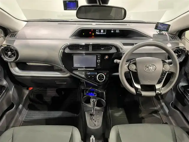 トヨタ アクア S スタイルブラック 愛知県 2017(平29)年 8.7万km ブラックマイカ 純正ナビ【NSZT-W66T】/プリクラッシュセーフティ/レーンキープアシスト/先行車発進告知/ドライブレコーダー/ビルトインＥＴＣ/オートハイビーム/ＣＤ／ＤＶＤ/Ｂｌｕｅｔｏｏｔｈ/ＩＳＯＦＩＸ　/プッシュスタート　/バックカメラ/ＬＥＤヘッドライト/フロアマット/電動格納ミラー