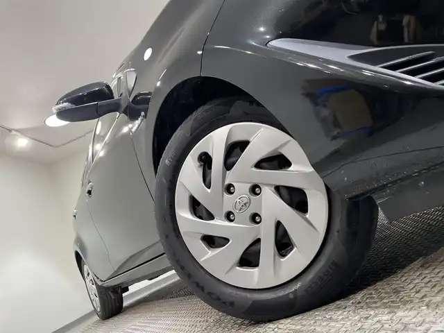 トヨタ アクア S スタイルブラック 愛知県 2017(平29)年 8.7万km ブラックマイカ 純正ナビ【NSZT-W66T】/プリクラッシュセーフティ/レーンキープアシスト/先行車発進告知/ドライブレコーダー/ビルトインＥＴＣ/オートハイビーム/ＣＤ／ＤＶＤ/Ｂｌｕｅｔｏｏｔｈ/ＩＳＯＦＩＸ　/プッシュスタート　/バックカメラ/ＬＥＤヘッドライト/フロアマット/電動格納ミラー