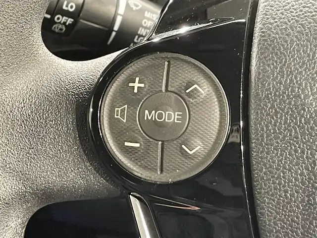 トヨタ アクア S スタイルブラック 愛知県 2017(平29)年 8.7万km ブラックマイカ 純正ナビ【NSZT-W66T】/プリクラッシュセーフティ/レーンキープアシスト/先行車発進告知/ドライブレコーダー/ビルトインＥＴＣ/オートハイビーム/ＣＤ／ＤＶＤ/Ｂｌｕｅｔｏｏｔｈ/ＩＳＯＦＩＸ　/プッシュスタート　/バックカメラ/ＬＥＤヘッドライト/フロアマット/電動格納ミラー