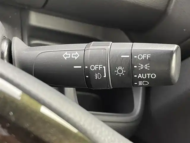 ホンダ Ｎ ＢＯＸ カスタム G L ホンダセンシング 福井県 2019(平31)年 5.5万km プラチナホワイトパール 社外メモリーナビ/（フルセグTV/CD/DVD/Bluetooth）/バックカメラ/レーダークルーズコントロール/ステアリングリモコン/フォグライト /片側パワースライドドア /ビルドインETC/衝突軽減ブレーキ/LEDヘッドライト/レーンキープアシスト