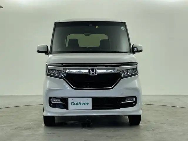 ホンダ Ｎ ＢＯＸ カスタム G L ホンダセンシング 福井県 2019(平31)年 5.5万km プラチナホワイトパール 社外メモリーナビ/（フルセグTV/CD/DVD/Bluetooth）/バックカメラ/レーダークルーズコントロール/ステアリングリモコン/フォグライト /片側パワースライドドア /ビルドインETC/衝突軽減ブレーキ/LEDヘッドライト/レーンキープアシスト