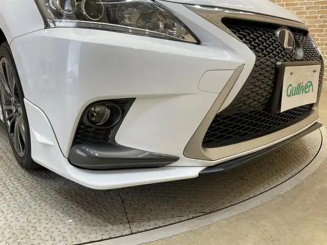 レクサス ＣＴ 200h Fスポーツ 岩手県 2014(平26)年 8.7万km ブラック/ホワイトノーヴァガラスフレーク ムーンルーフ/TRDエアロ/パドルシフト/横滑り防止装置/アイドリングストップ/パワーシート/シートヒーター/ステアリングヒーター/ドライブモードセレクト/純正ナビ/（CD/DVD/Blu-rayDisc/フルセグ/AUX/USB/microSD/Bluetooth）/バックカメラ/ETC2.0/ドライブレコーダー/LEDヘッドライト/LEDフォグランプ/純正アルミホイール/スーパーキャットレーダー探知機