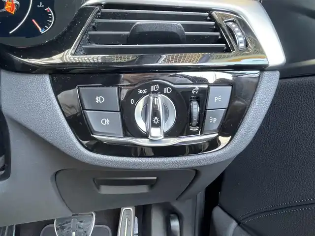 ＢＭＷ ５２３ｄ xDrive Mスピリット 宮城県 2020(令2)年 11.4万km サファイアブラックP /純正ＨＤＤナビ／フルセグTV/（BT/USB）/アラウンドビューモニター/アクティブクルーズコントロール/Dパワーシート/衝突被害軽減ブレーキ/LEDヘッドライト/スマートキー/前後ドライブレコーダー/ＥＴＣ/レーンキープアシスト/パーキングアシスト/コーナーセンサー/保証書/スペアキー