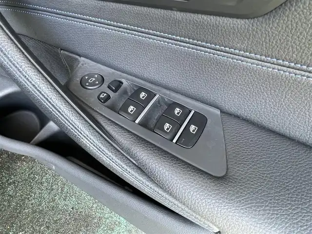 ＢＭＷ ５２３ｄ xDrive Mスピリット 宮城県 2020(令2)年 11.4万km サファイアブラックP /純正ＨＤＤナビ／フルセグTV/（BT/USB）/アラウンドビューモニター/アクティブクルーズコントロール/Dパワーシート/衝突被害軽減ブレーキ/LEDヘッドライト/スマートキー/前後ドライブレコーダー/ＥＴＣ/レーンキープアシスト/パーキングアシスト/コーナーセンサー/保証書/スペアキー