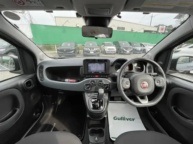 フィアット パンダ イージー 千葉県 2019(令1)年 1.9万km グレー シティブレーキアシスト/社外SDナビ【AVIC-RZ801】/・CD/DVD/MSV/Bluetooth/フルセグ/バックカメラ/デュアロジック/社外キセノンヘッドライト/キーレスキー/フォグランプ/純正15インチアルミホイール/アイドリングストップ/純正ETC/ルーフレール/本革巻ステアリング/サイド＆カーテンエアバッグ/新車時保証書＆取扱説明書