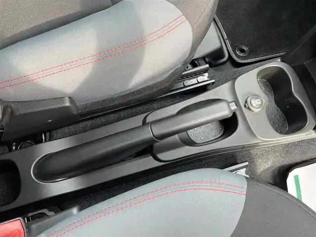 フィアット パンダ イージー 千葉県 2019(令1)年 1.9万km グレー シティブレーキアシスト/社外SDナビ【AVIC-RZ801】/・CD/DVD/MSV/Bluetooth/フルセグ/バックカメラ/デュアロジック/社外キセノンヘッドライト/キーレスキー/フォグランプ/純正15インチアルミホイール/アイドリングストップ/純正ETC/ルーフレール/本革巻ステアリング/サイド＆カーテンエアバッグ/新車時保証書＆取扱説明書