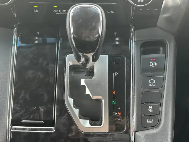 トヨタ ヴェルファイア Z Gエディション 兵庫県 2019(平31)年 2.9万km ホワイトパールクリスタルシャイン 社外9インチナビ (Carrozzeria)/リアモニター/ステアリングスイッチ/ステアリングヒーター/パワーバックドア/LTA/PKSB/PCS/RSA/社外ドライブレコーダー/クルーズコントロール/D席メモリーシート