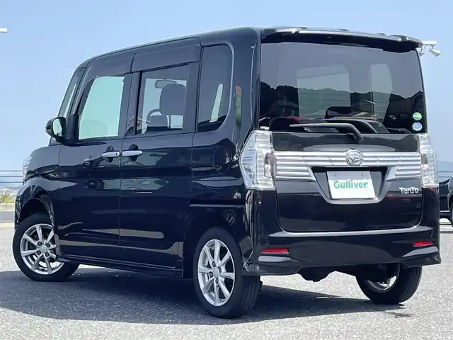 ダイハツ タント カスタム X 島根県 2018(平30)年 6.1万km ブラックマイカメタリック 社外ナビ/CD/フルセグTV/片側パワースライドドア/シートヒーター /スマートキー/スペアキー /プッシュスタート /ドライブレコーダー/ETC/LEDオートライト/アイドリングストップ/純正14インチアルミホイール/純正フロアマット/純正ドアバイザー