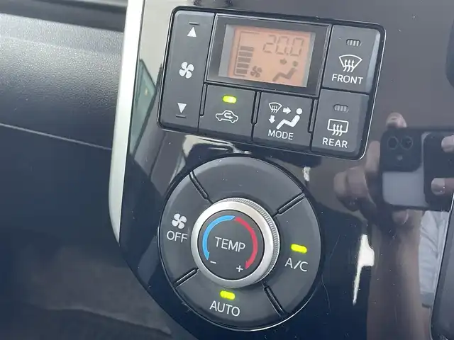 ダイハツ タント カスタム X 島根県 2018(平30)年 6.1万km ブラックマイカメタリック 社外ナビ/CD/フルセグTV/片側パワースライドドア/シートヒーター /スマートキー/スペアキー /プッシュスタート /ドライブレコーダー/ETC/LEDオートライト/アイドリングストップ/純正14インチアルミホイール/純正フロアマット/純正ドアバイザー