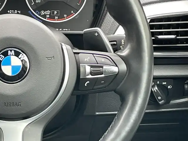 ＢＭＷ Ｍ２４０ｉ クーペ 東京都 2019(令1)年 4.9万km アルピンホワイトⅢ ターボ/純正HDDナビ/ (DVD/Bluetooth/USB)/バックカメラ/ビルトインETC/レザーシート/前席パワーシート(メモリ機能)/前席シートヒーター/クルーズコントロール/インテリジェントセーフティ/ ・衝突被害軽減ブレーキ/ ・レーンアシスト/横滑り防止装置/純正18インチアルミホイール/スマートキー/オートライト/純正LEDヘッドライト/パドルシフト/スペアキー1本/保証書/取扱説明書