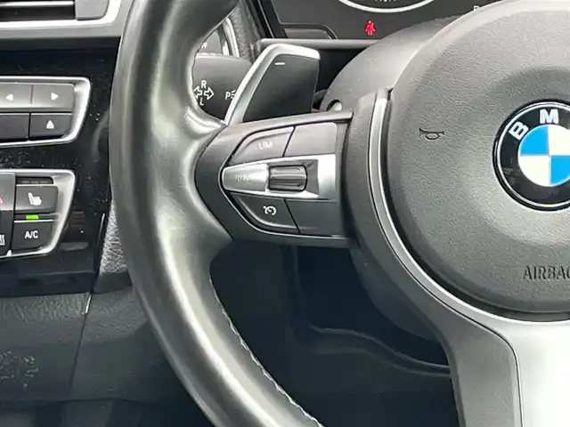ＢＭＷ Ｍ２４０ｉ クーペ 東京都 2019(令1)年 4.9万km アルピンホワイトⅢ ターボ/純正HDDナビ/ (DVD/Bluetooth/USB)/バックカメラ/ビルトインETC/レザーシート/前席パワーシート(メモリ機能)/前席シートヒーター/クルーズコントロール/インテリジェントセーフティ/ ・衝突被害軽減ブレーキ/ ・レーンアシスト/横滑り防止装置/純正18インチアルミホイール/スマートキー/オートライト/純正LEDヘッドライト/パドルシフト/スペアキー1本/保証書/取扱説明書