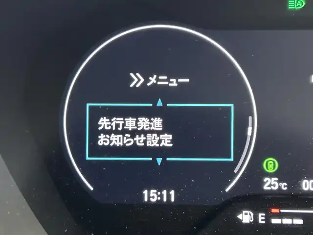 ホンダ ＷＲ－Ｖ X 福岡県 2025(令7)年 0.2万km プラチナホワイトパール 純正８型ナビ（ＢＴ，フルセグＴＶ）　/バックカメラ　/ＥＴＣ　/レーダークルーズコントロール　/コーナーセンサー　/衝突軽減ブレーキ　/レーンキープ　/先行車発進お知らせ　/標識認識機能　/パドルシフト　/ＬＥＤライト