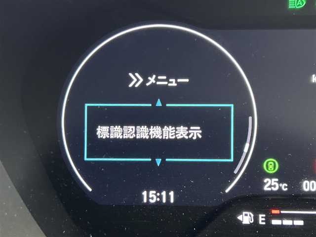 ホンダ ＷＲ－Ｖ X 福岡県 2025(令7)年 0.2万km プラチナホワイトパール 純正８型ナビ（ＢＴ，フルセグＴＶ）　/バックカメラ　/ＥＴＣ　/レーダークルーズコントロール　/コーナーセンサー　/衝突軽減ブレーキ　/レーンキープ　/先行車発進お知らせ　/標識認識機能　/パドルシフト　/ＬＥＤライト