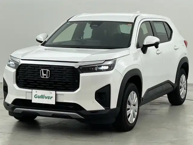 ホンダ ＷＲ－Ｖ X 福岡県 2025(令7)年 0.2万km プラチナホワイトパール 純正８型ナビ（ＢＴ，フルセグＴＶ）　/バックカメラ　/ＥＴＣ　/レーダークルーズコントロール　/コーナーセンサー　/衝突軽減ブレーキ　/レーンキープ　/先行車発進お知らせ　/標識認識機能　/パドルシフト　/ＬＥＤライト