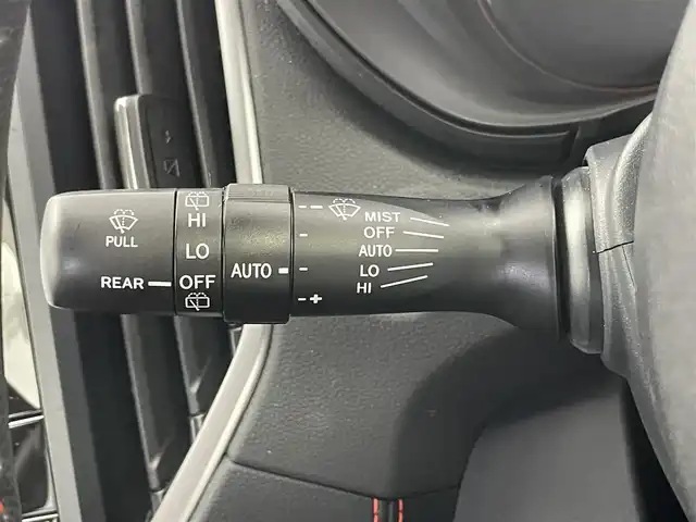 スバル フォレスター X－ブレイク 埼玉県 2019(令1)年 5.8万km クリスタルブラックシリカ 純正ダイアトーンナビ　バックカメラ　ＢＳＭ　デジタルインナーミラー　ＥＴＣ　ステアリングヒーター　シートヒーター　アイサイト　レーダークルーズコントロール　ハーフレザー　純正アルミ　ＣＤ再生　地デジ　ドライブレコーダー