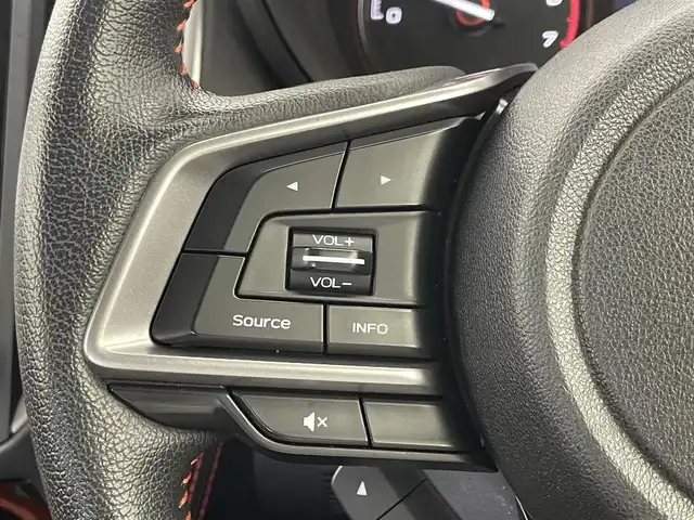 スバル フォレスター X－ブレイク 埼玉県 2019(令1)年 5.8万km クリスタルブラックシリカ 純正ダイアトーンナビ　バックカメラ　ＢＳＭ　デジタルインナーミラー　ＥＴＣ　ステアリングヒーター　シートヒーター　アイサイト　レーダークルーズコントロール　ハーフレザー　純正アルミ　ＣＤ再生　地デジ　ドライブレコーダー