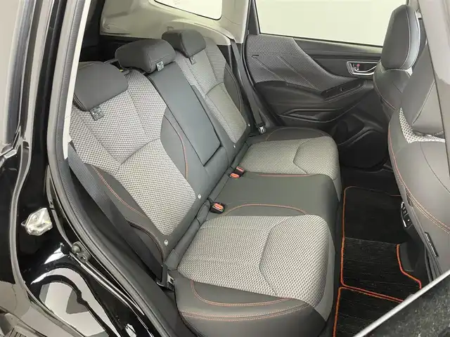 スバル フォレスター X－ブレイク 埼玉県 2019(令1)年 5.8万km クリスタルブラックシリカ 純正ダイアトーンナビ　バックカメラ　ＢＳＭ　デジタルインナーミラー　ＥＴＣ　ステアリングヒーター　シートヒーター　アイサイト　レーダークルーズコントロール　ハーフレザー　純正アルミ　ＣＤ再生　地デジ　ドライブレコーダー