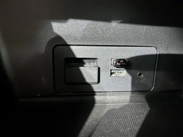 マツダ ＣＸ－５ XD プロアクティブ 鹿児島県 2015(平27)年 7.6万km ソニックシルバーM 純正ナビ/(フルセグ/Bluetooth/DVD/CD)/バックカメラ/サイドミラー/BSM/ETC/電動格納ミラー/クルーズコントロール/電動パーキングブレーキ/自動防眩ルームミラー/純正アルミホイール/純正フロアマット/純正ドアバイザー/革巻きステアリング