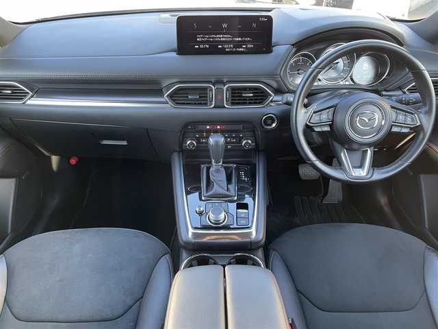 マツダ ＣＸ－８ XD ブラックトーンエディション 愛媛県 2022(令4)年 4万km スノーフレイクホワイトパールマイカ i-ACTIVSENSE搭載/・ブラインド・スポット・モニタリング/・車間認知支援システム/・レーンキープ・アシスト・システム (LAS) & 車線逸脱警報システム/・アドバンスト・スマート・シティ・ブレーキ・サポート /・スマート・ブレーキ・サポート/・スマート・シティ・ブレーキ・サポート [後退時] /・パーキングセンサー/・360°ビュー・モニター/４WD/スペアキー/マツダコネクト/・TV/・Bluetooth/・FM/AM/・USB/BOSEサウンド/D＋N席パワーシート/D＋N＋後２席シートヒーター/ハンドルヒーター/ETC2.0/バック・フロント・サイド・全方位カメラ/パワーバックドア/ヘッドアップディスプレイ/ステアリングスイッチ/革巻きステアリング