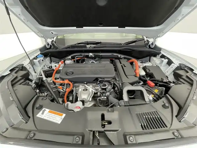ホンダ ＺＲ－Ｖ ハイブリッド e:HEV X 滋賀県 2024(令6)年 0.4万km プラチナホワイトパール 禁煙車/純正9型ナビ/CD/DVD/SD/Bluetooth/フルセグTV/バックカメラ/ETC/純正ドラレコ/クルーズコントロール/シートヒーター/ホンダセンシング/プッシュスタート/スマートキー/コーナーセンサー/LEDヘッドライト/純正アルミホイール