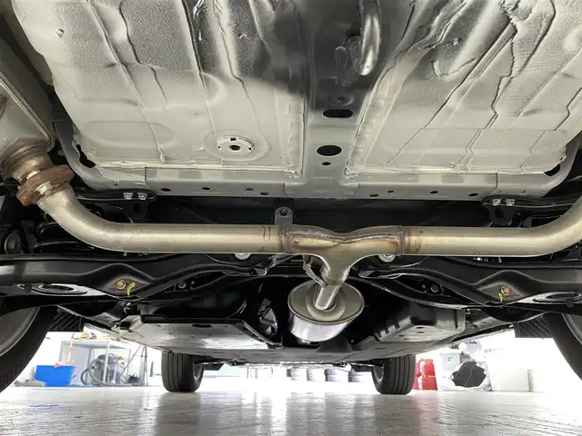 ホンダ ＺＲ－Ｖ ハイブリッド e:HEV X 滋賀県 2024(令6)年 0.4万km プラチナホワイトパール 禁煙車/純正9型ナビ/CD/DVD/SD/Bluetooth/フルセグTV/バックカメラ/ETC/純正ドラレコ/クルーズコントロール/シートヒーター/ホンダセンシング/プッシュスタート/スマートキー/コーナーセンサー/LEDヘッドライト/純正アルミホイール