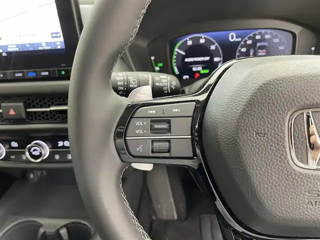 ホンダ ＺＲ－Ｖ ハイブリッド e:HEV X 滋賀県 2024(令6)年 0.4万km プラチナホワイトパール 禁煙車/純正9型ナビ/CD/DVD/SD/Bluetooth/フルセグTV/バックカメラ/ETC/純正ドラレコ/クルーズコントロール/シートヒーター/ホンダセンシング/プッシュスタート/スマートキー/コーナーセンサー/LEDヘッドライト/純正アルミホイール