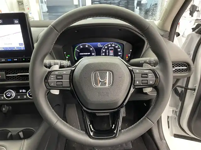 ホンダ ＺＲ－Ｖ ハイブリッド e:HEV X 滋賀県 2024(令6)年 0.4万km プラチナホワイトパール 禁煙車/純正9型ナビ/CD/DVD/SD/Bluetooth/フルセグTV/バックカメラ/ETC/純正ドラレコ/クルーズコントロール/シートヒーター/ホンダセンシング/プッシュスタート/スマートキー/コーナーセンサー/LEDヘッドライト/純正アルミホイール