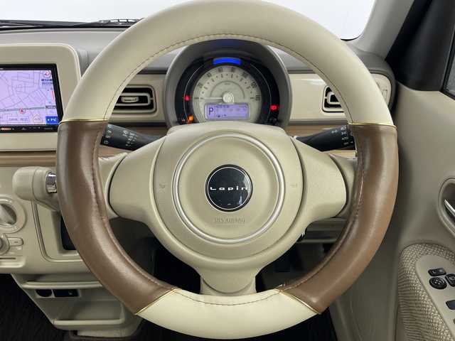 スズキ ラパン S 愛知県 2015(平27)年 5.5万km アーバンブラウンパールメタリック 社外ナビ/・CD/・ワンセグテレビ/シートヒーター/衝突軽減ブレーキ/フロアマット/アイドリングストップ/オートライト/リモコンキー/Ｗエアバッグ/エンジンプッシュスタートボタン/パワーステアリング/パワーウィンドウ