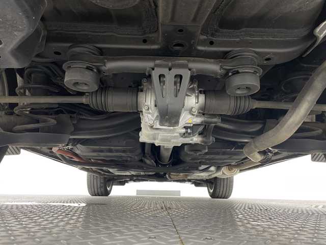 ホンダ ヴェゼル ハイブリッド e:HEV Z 新潟県 2023(令5)年 0.9万km プレミアムサンライトホワイトパール ４WD/ホンダセンシング/ワンオーナー/禁煙車/ホンダコネクトディスプレイ/　　AM/FM/BT/フルセグ/applecarplay/androidauto/マルチビューモニター/ハンズフリーアクセスパワーバックドア(予約クローズ付)/アダプティブクルーズコントロール/LEDシーケンシャルターンランプ/前席シートヒーター/純正18インチアルミホイール付/ダウンヒルアシストコントロール/電動パーキングブレーキ/オートブレーキホールド/ミラーヒーター/ステアリングスイッチ/ステアリングヒーター/USBポート/純正ドライブレコーダー/ブラインドスポットモニター/エンジンスタータ/スマートキー/ETC2.0