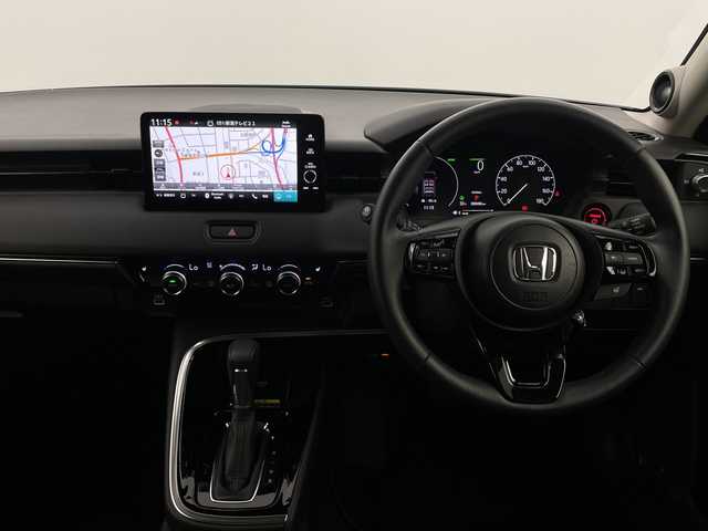 ホンダ ヴェゼル ハイブリッド e:HEV Z 新潟県 2023(令5)年 0.9万km プレミアムサンライトホワイトパール ４WD/ホンダセンシング/ワンオーナー/禁煙車/ホンダコネクトディスプレイ/　　AM/FM/BT/フルセグ/applecarplay/androidauto/マルチビューモニター/ハンズフリーアクセスパワーバックドア(予約クローズ付)/アダプティブクルーズコントロール/LEDシーケンシャルターンランプ/前席シートヒーター/純正18インチアルミホイール付/ダウンヒルアシストコントロール/電動パーキングブレーキ/オートブレーキホールド/ミラーヒーター/ステアリングスイッチ/ステアリングヒーター/USBポート/純正ドライブレコーダー/ブラインドスポットモニター/エンジンスタータ/スマートキー/ETC2.0