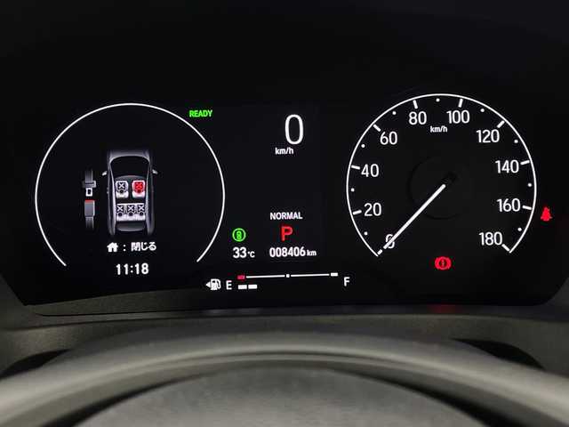 ホンダ ヴェゼル ハイブリッド e:HEV Z 新潟県 2023(令5)年 0.9万km プレミアムサンライトホワイトパール ４WD/ホンダセンシング/ワンオーナー/禁煙車/ホンダコネクトディスプレイ/　　AM/FM/BT/フルセグ/applecarplay/androidauto/マルチビューモニター/ハンズフリーアクセスパワーバックドア(予約クローズ付)/アダプティブクルーズコントロール/LEDシーケンシャルターンランプ/前席シートヒーター/純正18インチアルミホイール付/ダウンヒルアシストコントロール/電動パーキングブレーキ/オートブレーキホールド/ミラーヒーター/ステアリングスイッチ/ステアリングヒーター/USBポート/純正ドライブレコーダー/ブラインドスポットモニター/エンジンスタータ/スマートキー/ETC2.0
