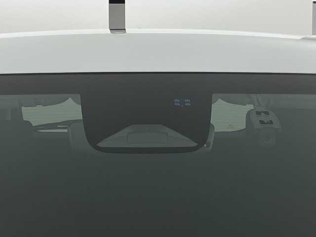ホンダ ヴェゼル ハイブリッド e:HEV Z 新潟県 2023(令5)年 0.9万km プレミアムサンライトホワイトパール ４WD/ホンダセンシング/ワンオーナー/禁煙車/ホンダコネクトディスプレイ/　　AM/FM/BT/フルセグ/applecarplay/androidauto/マルチビューモニター/ハンズフリーアクセスパワーバックドア(予約クローズ付)/アダプティブクルーズコントロール/LEDシーケンシャルターンランプ/前席シートヒーター/純正18インチアルミホイール付/ダウンヒルアシストコントロール/電動パーキングブレーキ/オートブレーキホールド/ミラーヒーター/ステアリングスイッチ/ステアリングヒーター/USBポート/純正ドライブレコーダー/ブラインドスポットモニター/エンジンスタータ/スマートキー/ETC2.0