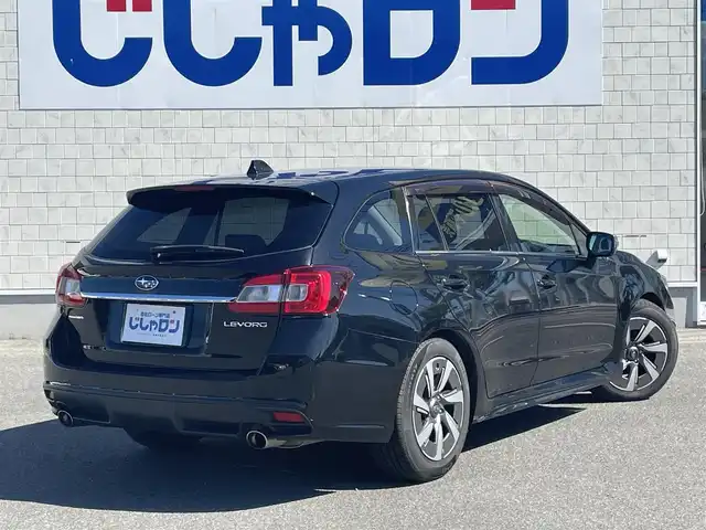 スバル レヴォーグ 1．6GT アイサイト 佐賀県 2014(平26)年 10万km クリスタルブラックシリカ （株)IDOMが運営する【じしゃロン佐賀店】の自社ローン専用車両になります。/こちらは現金またはオートローンご利用時の価格です。自社ローンご希望の方は別途その旨お申付け下さい/・アイサイトVer3/（カラー認識/アクティブレーンキープ/ツーリングアシスト）/・純正17インチアルミホイール（切削光輝）/・ヘッドランプベゼル/・ホークアイヘッドランプ/・Dシェイプステアリングホイール/（ハンドルがD字型）/・メッキパーツ