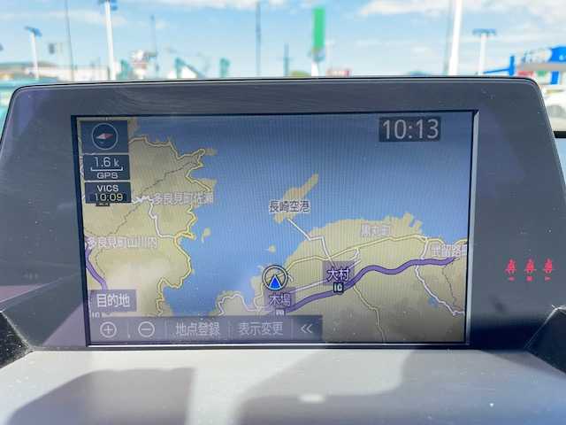 トヨタ クラウン ハイブリッド RS アドバンス 兵庫県 2019(平31)年 6.9万km ホワイトパールクリスタルシャイン 〇ワンオーナー/〇純正8インチナビ/〇フルセグTV/〇バックカメラ/〇ビルトインETC/〇ドライブレコーダー/〇セーフティセンス/・レーダークルーズコントロール/・プリクラッシュセーフティ/〇ブラインドスポットモニター/〇三眼LEDヘッドランプ/〇オートライト/〇フォグランプ/〇純正18インチアルミ/〇革巻きステアリング/〇パドルシフト/〇ステアリングヒーター/〇合皮/テラロッサブランノーブコンビシート/〇シートヒーター/〇パワーシート/〇スマートキー/〇禁煙車