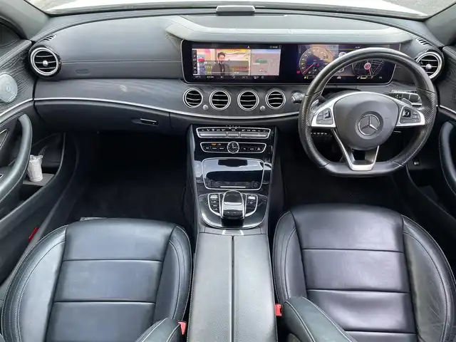 メルセデス・ベンツ Ｅ２５０ アバンギャルド スポーツ 三重県 2017(平29)年 10.7万km ポーラホワイト 登録時106832km/黒革シート/ブルメスター/禁煙車/純正ナビ/（AM/FM/TV）/ワンセグＴＶ/アラウンドビューモニター/ＥＴＣ/レーダークルーズコントロール/ステアリングスイッチ/パドルシフト/シートメモリー/シートヒーター/パワーシート/パワーバックドア/衝突軽減システム/車線逸脱防止/ＢＳＭ/コーナーセンサー/オートライト/プッシュスタート/純正フロアマット/純正19インチアルミ