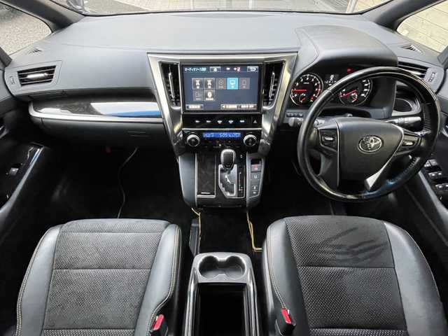 トヨタ ヴェルファイア Z Aエディション ゴールデンアイズ 福島県 2017(平29)年 5.1万km バーニングブラッククリスタルシャインガラスフレーク 純正10インチナビ/フルセグ/バックカメラ/スマートキー/3列シート/両側パワースライドドア/ウォークスルー/オートライト/電動リアゲート/純正フロアマット/盗難防止装置/ETC/Bluetooth/純正フロントエアロ/スマートキー/ハーフレザーシート/LEDヘッドライト