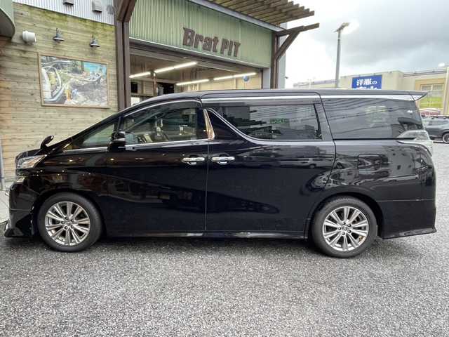 トヨタ ヴェルファイア Z Aエディション ゴールデンアイズ 福島県 2017(平29)年 5.1万km バーニングブラッククリスタルシャインガラスフレーク 純正10インチナビ/フルセグ/バックカメラ/スマートキー/3列シート/両側パワースライドドア/ウォークスルー/オートライト/電動リアゲート/純正フロアマット/盗難防止装置/ETC/Bluetooth/純正フロントエアロ/スマートキー/ハーフレザーシート/LEDヘッドライト