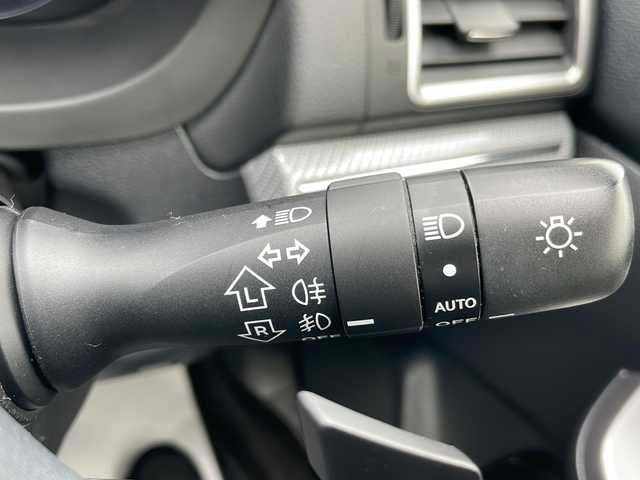 スバル レヴォーグ 1．6GT－S アイサイト 岩手県 2015(平27)年 5.2万km クリスタルホワイトP ワンオーナー/純正SDナビ/AM/FM/CD/DVD/Bluetooth/フルセTV/サイド/バックカメラ/ビルトインETC/ドライブレコーダー/クルーズコントロール/衝突被害軽減ブレーキ/レーンキープアシスト/横滑り防止装置/アイドリングストップ/パワーシート/オートライト/オートハイビーム/LEDヘッドライト/フォグランプ/スマートキー/プッシュスタート/電動格納ミラー/純正18インチAW/純正フロアマット/純正ドアバイザー/保証書