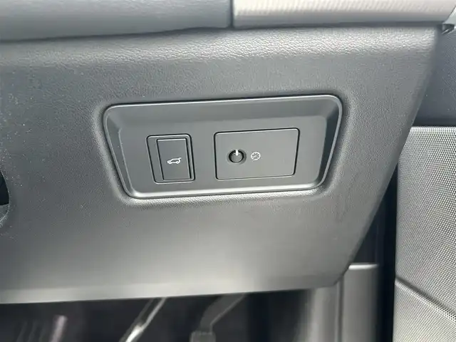 ランドローバー レンジローバースポーツ HSE 滋賀県 2018(平30)年 4.1万km サントリーニ・ブラック スライディングパノラミックルーフ　/黒革　/・前席パワーシート　/・前席シートヒーター　/電子制御エアサスペンション　/ＨＵＤ　/ＡＣＣ　/ＢＳＭ　/ＬＫＡ　/純正ナビ（ＣＤ／ＢＴ／ＤＴＶ／ＣａｒＰｌａｙ）/３６０°カメラ/電動リアゲート/コーナーセンサー/純正20インチAW