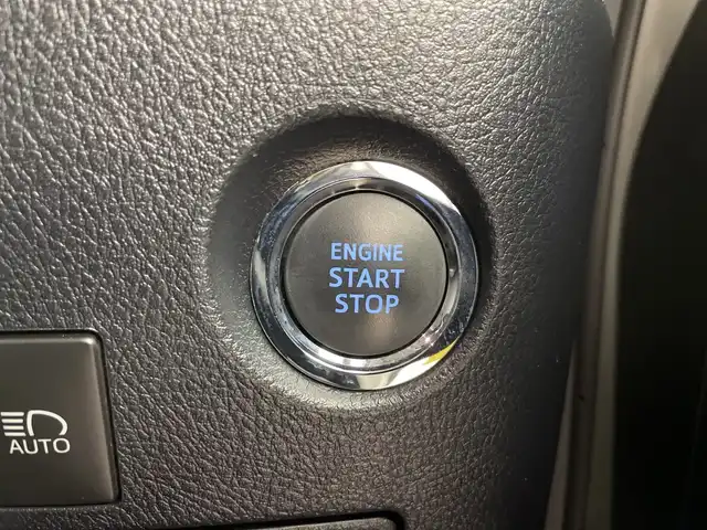 トヨタ アルファード S Cパッケージ 道央・札幌 2018(平30)年 2.3万km ホワイトパールクリスタルシャイン ・４WD/トヨタセーフティセンス/・レーダークルーズコントロール/・プリクラッシュセーフティ/・純正10インチディスプレイナビ/・DVD.CD.SD.Bluetooth/・フルセグ/バックカメラ /・純正フリップダウン モニター/・両側パワースライドドア /・パワーバックドア/・レザーシート/シートヒーター/・ベンチレーション/ステアリングヒーター/・LEDライト/オートハイビーム/・デジタルインナーミラー/・前後ドライブレコーダー/・スマートキ2