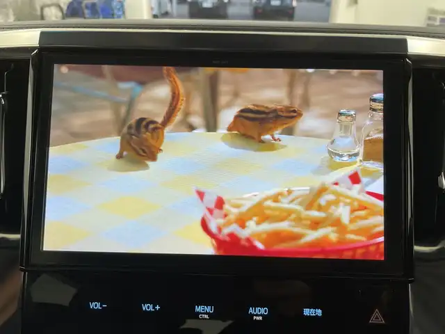 トヨタ アルファード S Cパッケージ 道央・札幌 2018(平30)年 2.3万km ホワイトパールクリスタルシャイン ・４WD/トヨタセーフティセンス/・レーダークルーズコントロール/・プリクラッシュセーフティ/・純正10インチディスプレイナビ/・DVD.CD.SD.Bluetooth/・フルセグ/バックカメラ /・純正フリップダウン モニター/・両側パワースライドドア /・パワーバックドア/・レザーシート/シートヒーター/・ベンチレーション/ステアリングヒーター/・LEDライト/オートハイビーム/・デジタルインナーミラー/・前後ドライブレコーダー/・スマートキ2