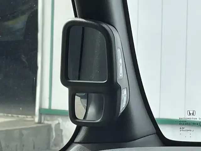 ホンダ Ｎ ＢＯＸ カスタム G L ホンダセンシング 山梨県 2020(令2)年 4万km クリスタルブラックパール 社外ナビ(MDV-D307)/バックカメラ/片側パワースライドドア/ホンダセンシング/レーダークルーズコントロール/レーンキープアシスト/衝突被害軽減ブレーキ/横滑り防止装置/ハーフレザーシート/シートヒーター/スマートキー/プッシュスタート/ビルトインETC/純正フロアマット/純正AW14インチ/LEDオートライト/取扱説明書/保証書