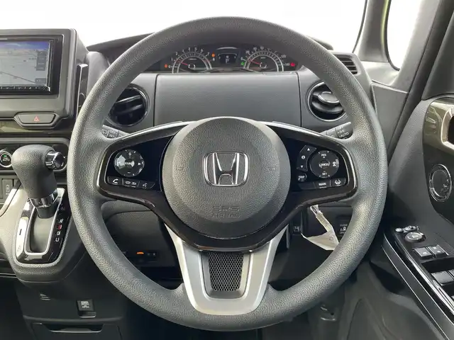ホンダ Ｎ ＢＯＸ カスタム G L ホンダセンシング 山梨県 2020(令2)年 4万km クリスタルブラックパール 社外ナビ(MDV-D307)/バックカメラ/片側パワースライドドア/ホンダセンシング/レーダークルーズコントロール/レーンキープアシスト/衝突被害軽減ブレーキ/横滑り防止装置/ハーフレザーシート/シートヒーター/スマートキー/プッシュスタート/ビルトインETC/純正フロアマット/純正AW14インチ/LEDオートライト/取扱説明書/保証書