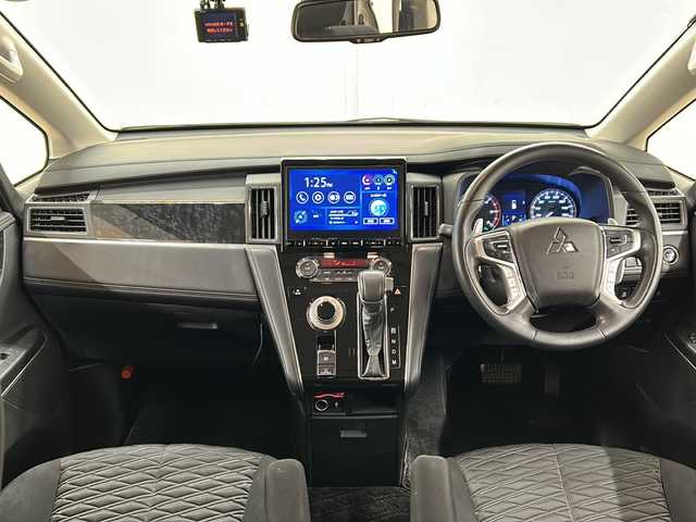 三菱 デリカＤ：５ アーバンギア G パワーパッケージ 道央・札幌 2020(令2)年 9.9万km ウォームホワイトパール 4WD//前後ドラレコ//助手席側電動ステップ//左右パワスラ//全方位カメラ//スマートキー//LEDライト//運転席パワーシート//ブラインドスポットアシスト//フロアマット