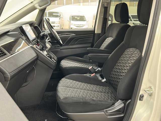 三菱 デリカＤ：５ アーバンギア G パワーパッケージ 道央・札幌 2020(令2)年 9.9万km ウォームホワイトパール 4WD//前後ドラレコ//助手席側電動ステップ//左右パワスラ//全方位カメラ//スマートキー//LEDライト//運転席パワーシート//ブラインドスポットアシスト//フロアマット