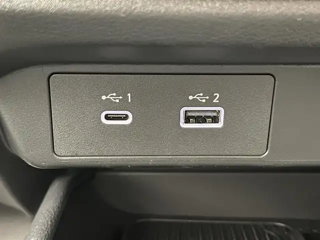 日産 オーラ G 愛知県 2024(令6)年 0.3万km グレー 純正９型ナビ　ＢＯＳＥ　プロパイロット　全方位カメラ　デジタルインナーミラー　ＨＤＭＩ　ワイヤレス充電　ＥＴＣ２．０　衝突軽減　追従クルコン　ＢＳＭ　黒ハーフレザー　フルセグ　パワーシート　純正ＡＷ