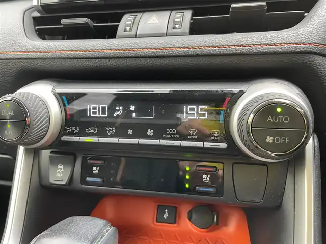 トヨタ ＲＡＶ４ アドベンチャー 石川県 2021(令3)年 4.1万km 黒 4WD/純正ディスプレイオーディオ/バックカメラ/LEDヘッドライト/ビルトインETC/レーダークルーズ/トヨタセーフティセンス/スマートキー/プッシュスタート/電動ミラー/純正アルミホイール/シートヒーター/レザーシート/ドライブレコーダー