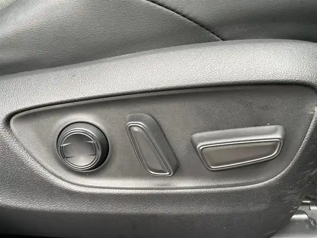 トヨタ ＲＡＶ４ アドベンチャー 石川県 2021(令3)年 4.1万km 黒 4WD/純正ディスプレイオーディオ/バックカメラ/LEDヘッドライト/ビルトインETC/レーダークルーズ/トヨタセーフティセンス/スマートキー/プッシュスタート/電動ミラー/純正アルミホイール/シートヒーター/レザーシート/ドライブレコーダー